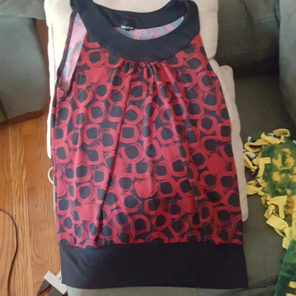 Sleeveless top